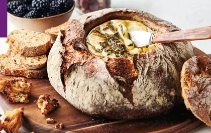 Brie Emborg Assado em Pão